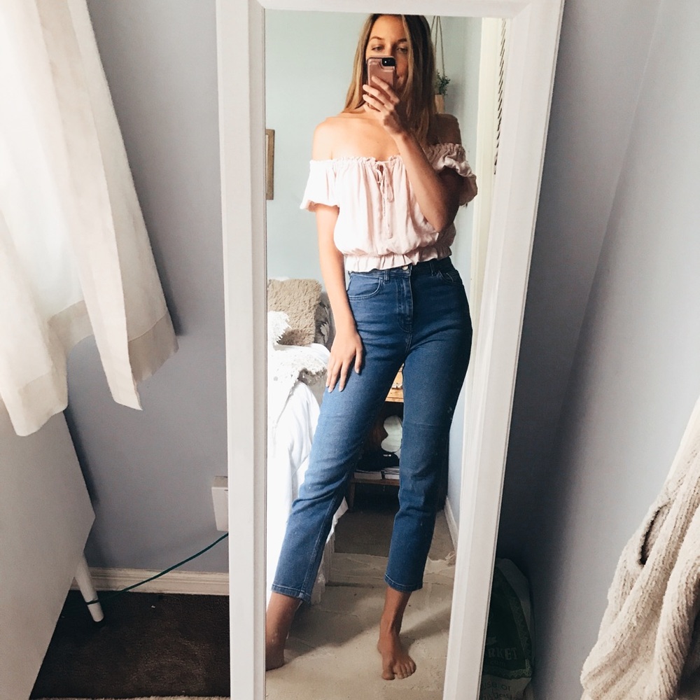 Girlfriend high waisted medium wash jeans cropped